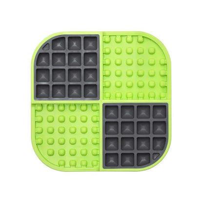 LickiMat Dog Slomo Feeding Mat